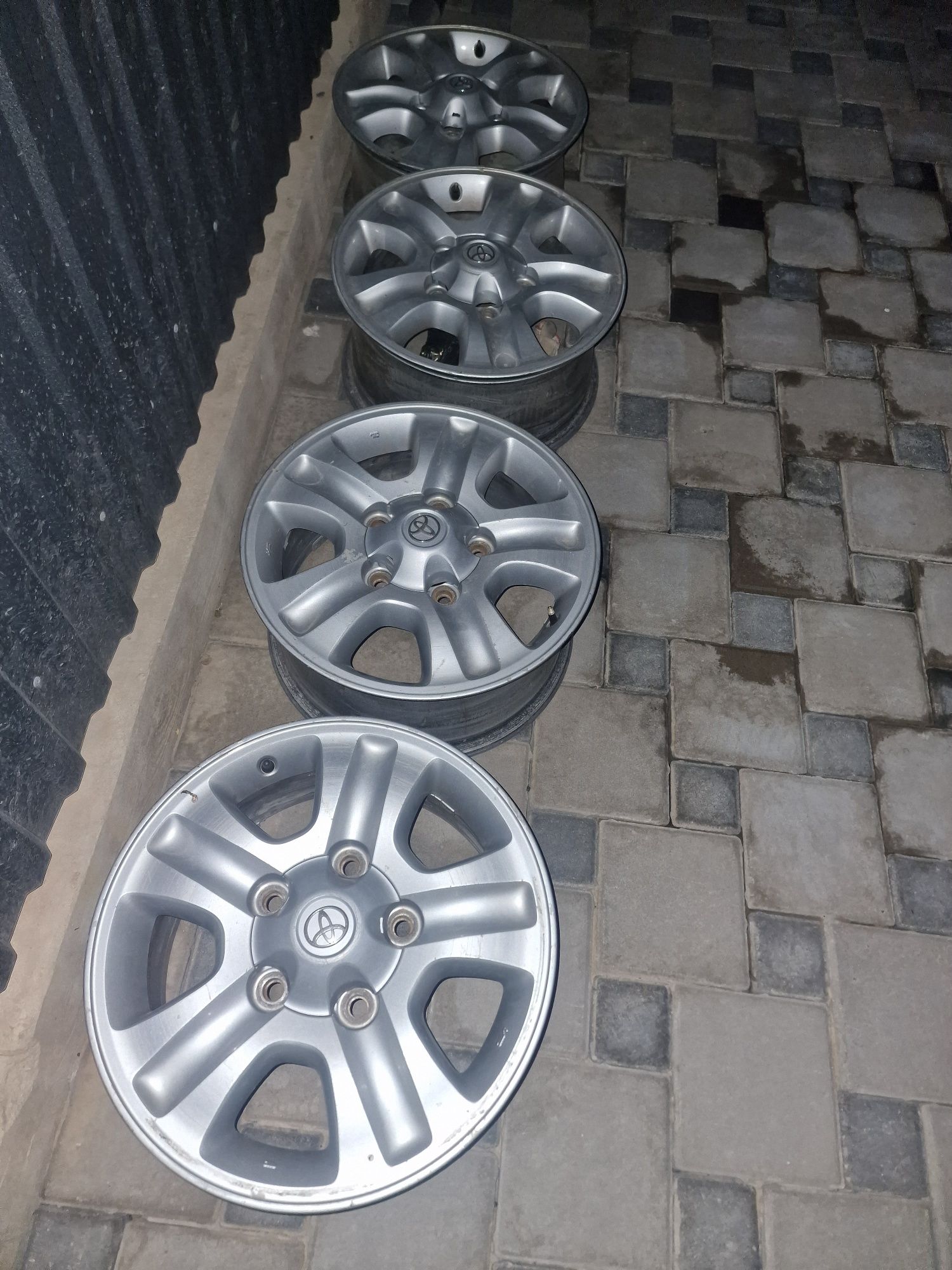 Диски Lexus LX470 Land Cruiser 100