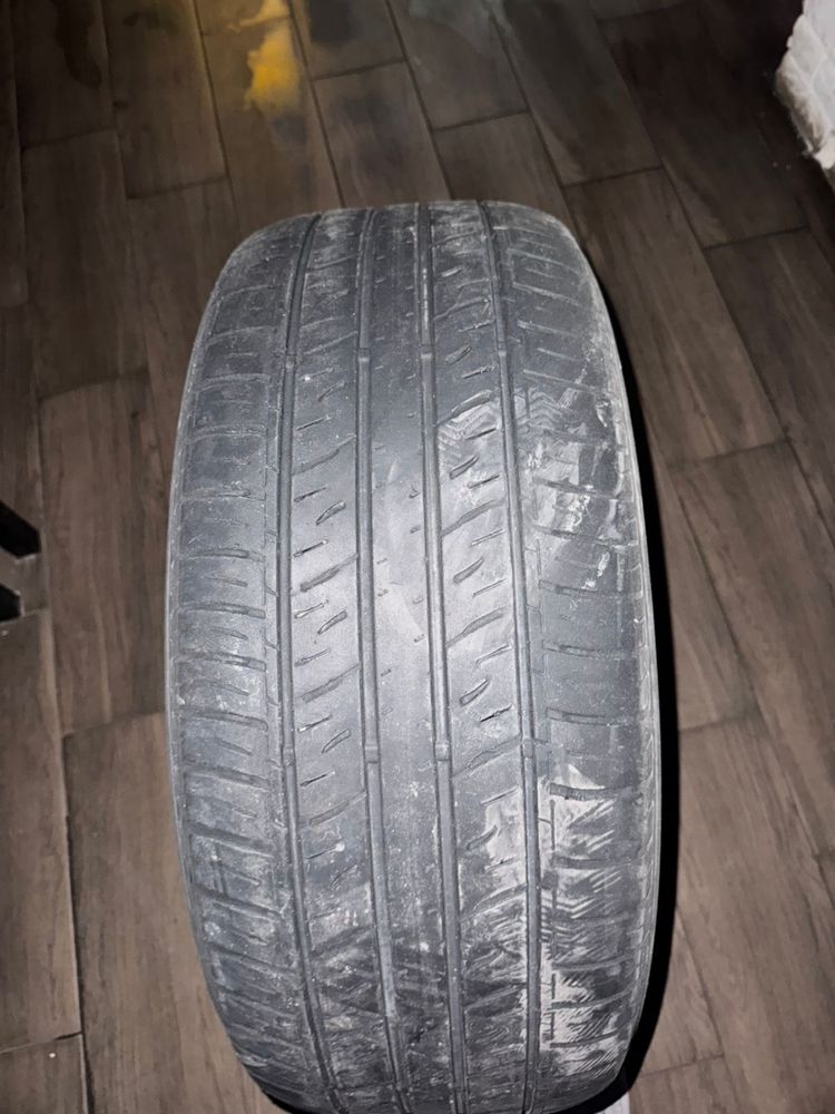 Продам шины Dunlop