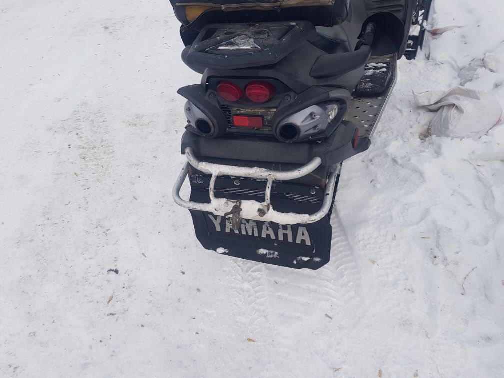 Продам снегоход Yamaha Ventura RS10