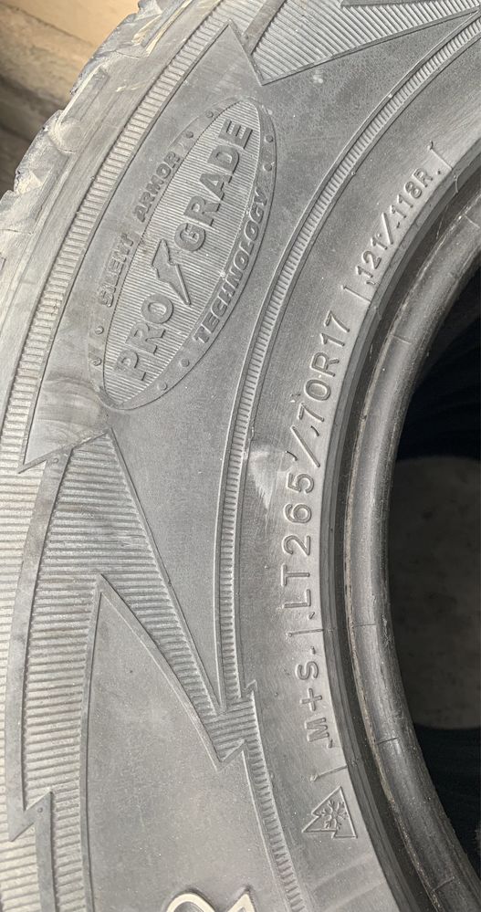 Резина 265/70/R17 комплект