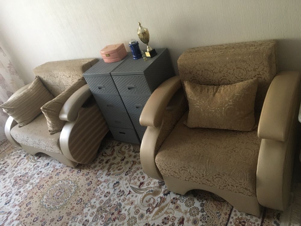 Срочно Продам 2 креслокровати