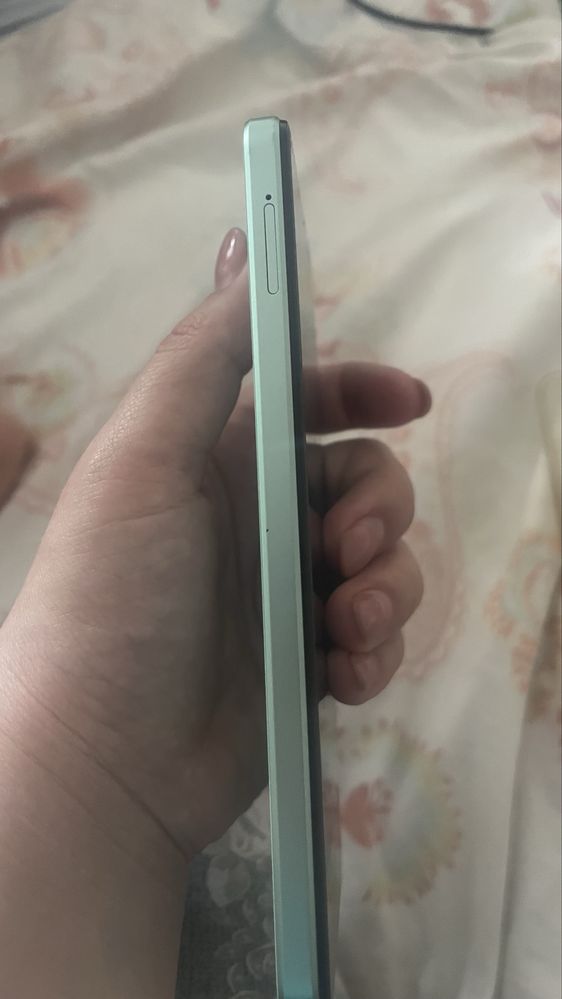Телефон Vivo Y03. Срочно