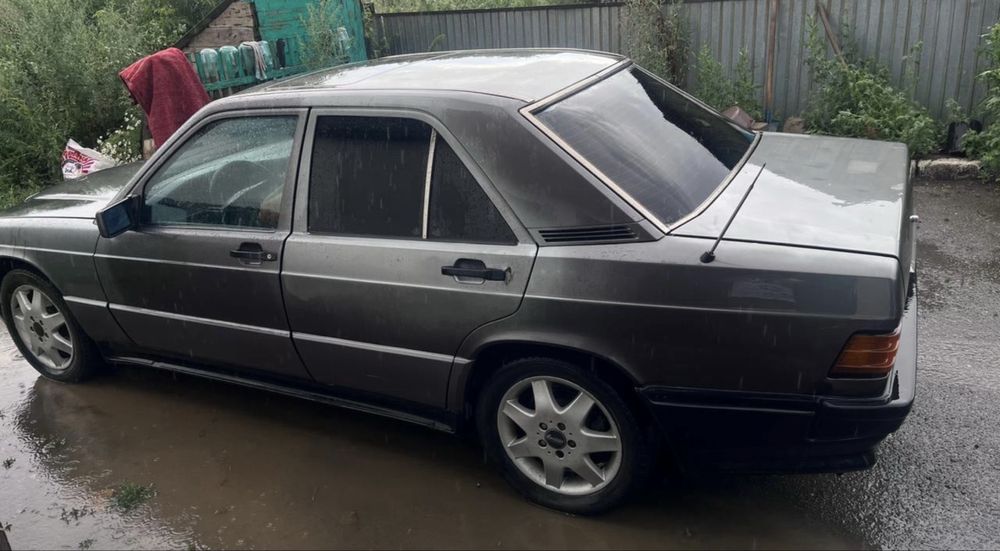 Мерс 190 w201 продам срочно