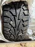 Зимние покрышки Hankook 215/55 R17