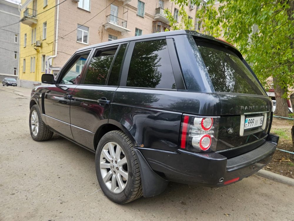 Продам Land Rover Range Rover 4.4