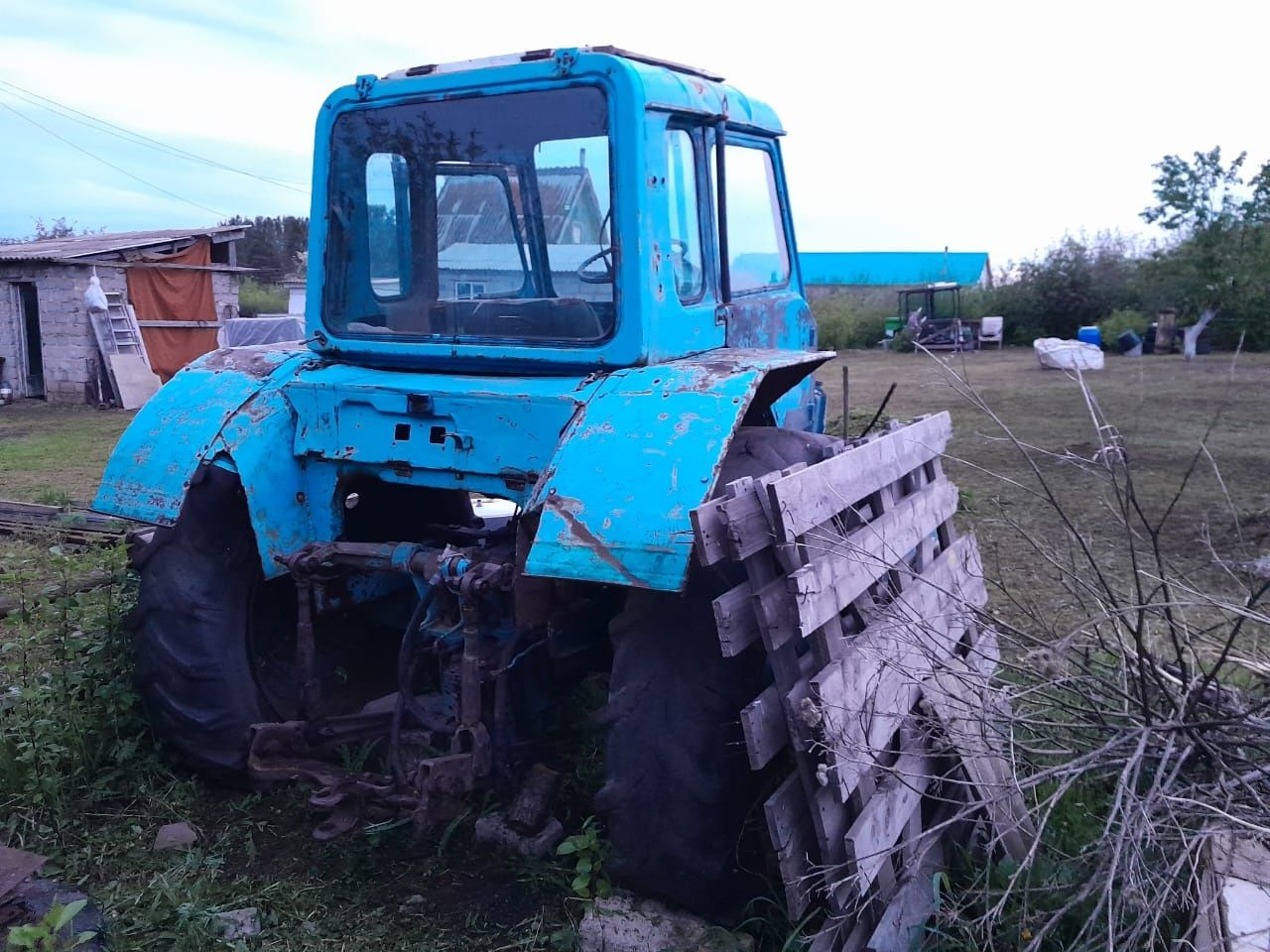 Продам трактор Т 28