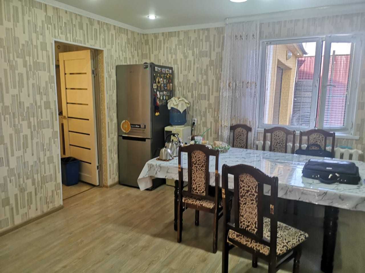 Продам 3 дома в одном дворе или обменяю на благоуст. квартиру. Бизнес.