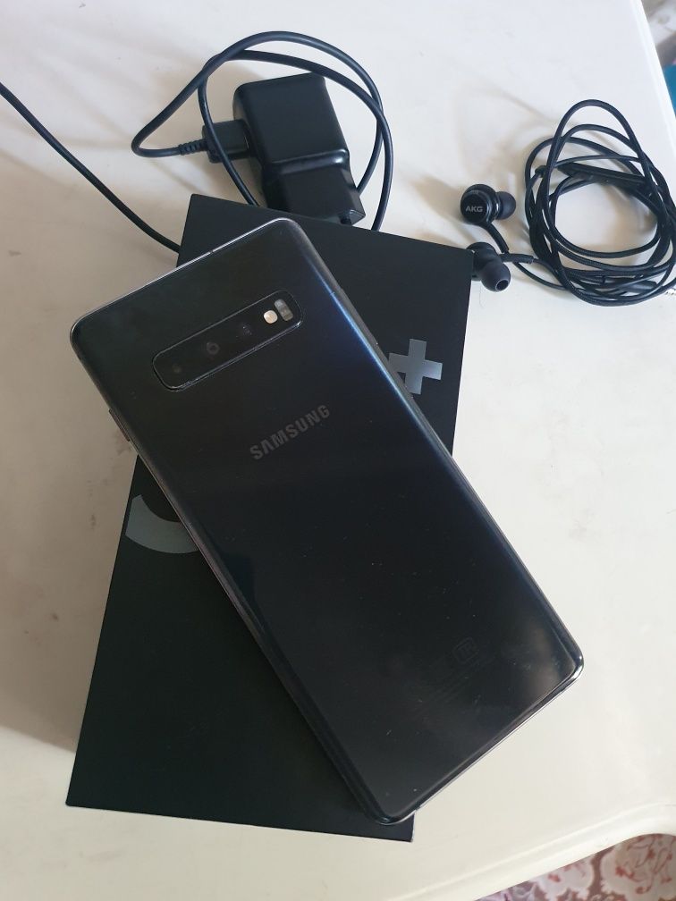 Samsung S10+ сост идеал.