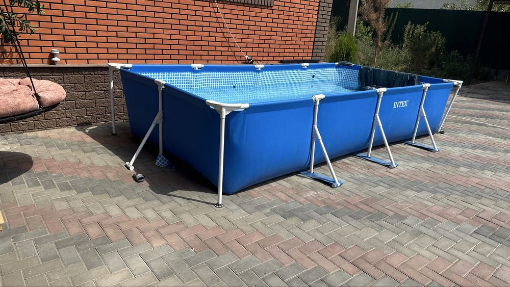 Каркасный бассейн 4,5на2,2 бу