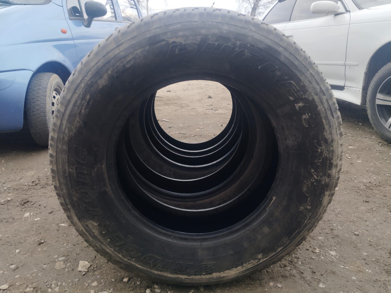 Продам летний шины