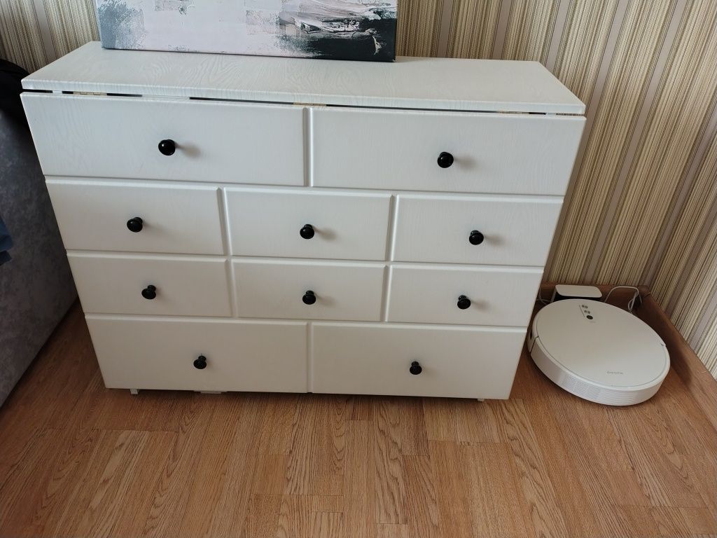 Продам стол книжка