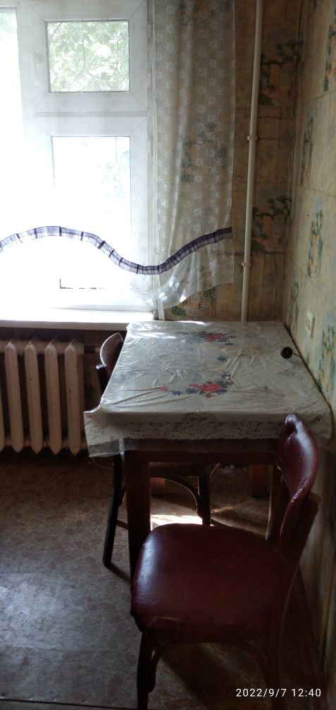Сдам 1 комнатную квартиру посуточно  в р-он ЖДВ
