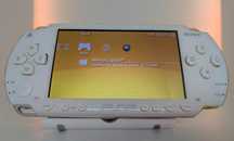 Sony PSP 1000 (белая, IPS, 64гб, прошитая, с играми, АКБ OSTENT)