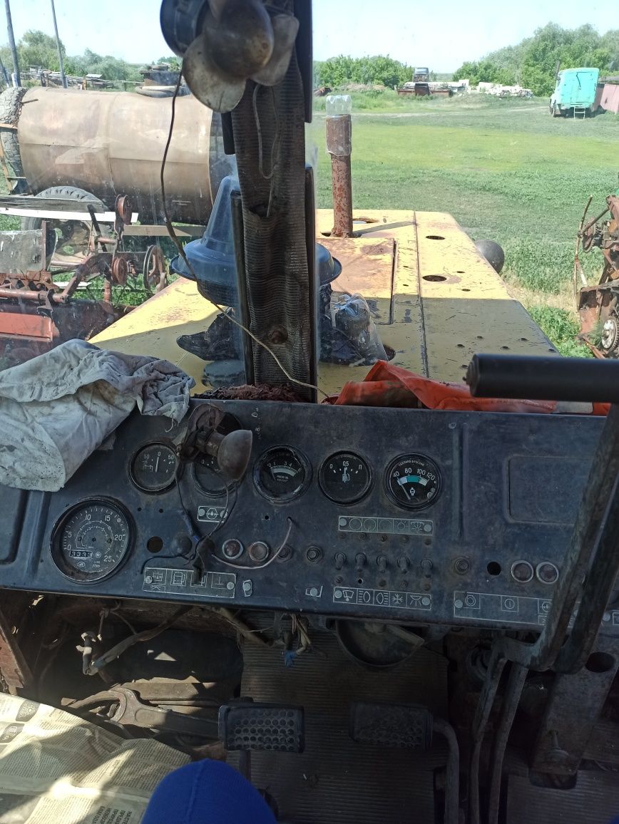 Продам ДТ-75 бульдозер