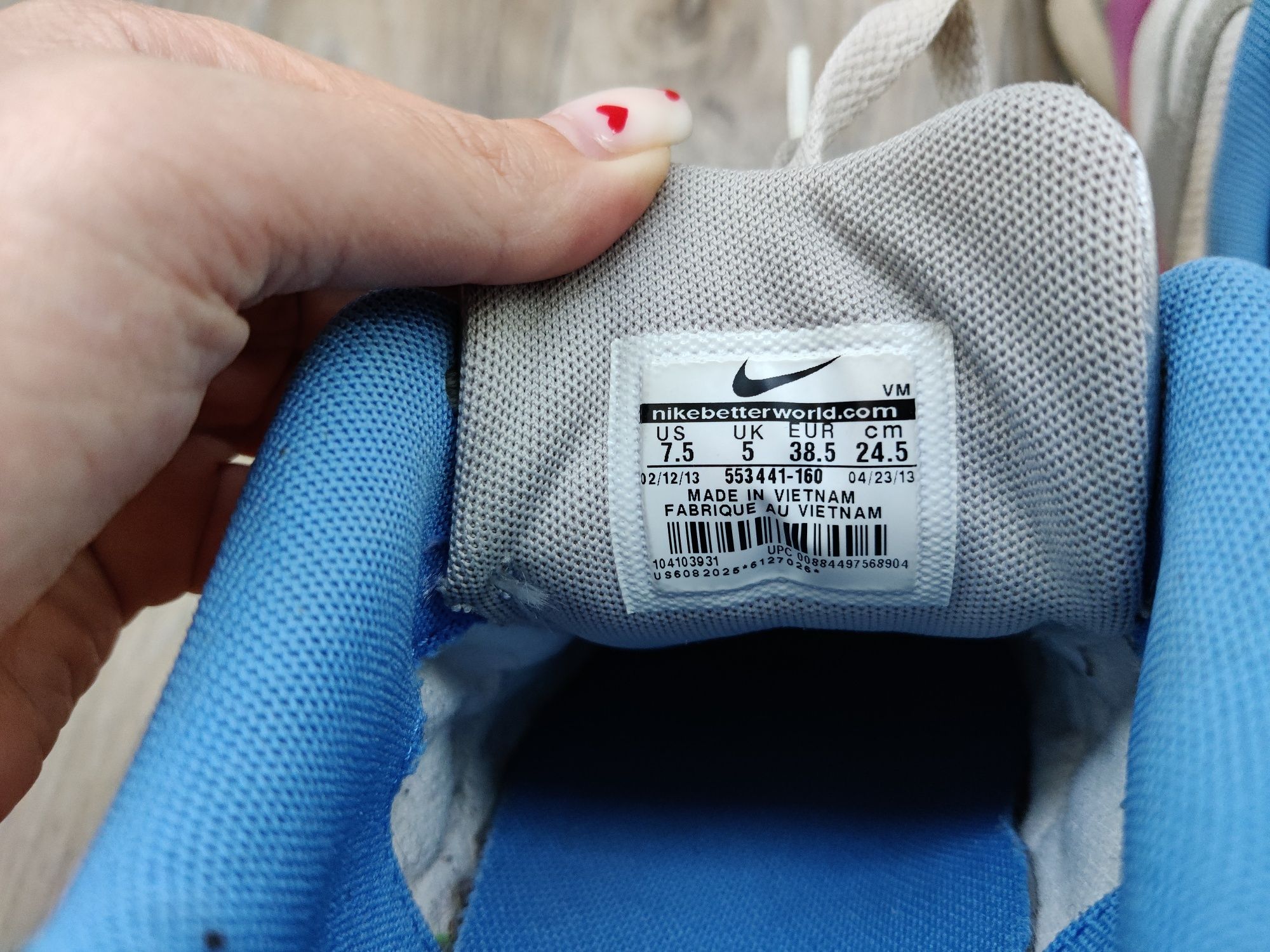 Белые низкие женские кроссовки NIKE Air Max Coliseum RCR 24.5 см 38 р.