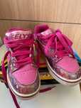 Роликовые кроссовки Heelys