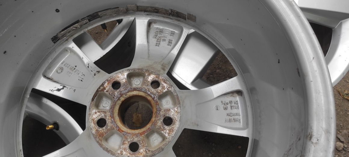 Комплект оригинальных дисков R17_5*112_et45_7j. Skoda. Vw. Audi.