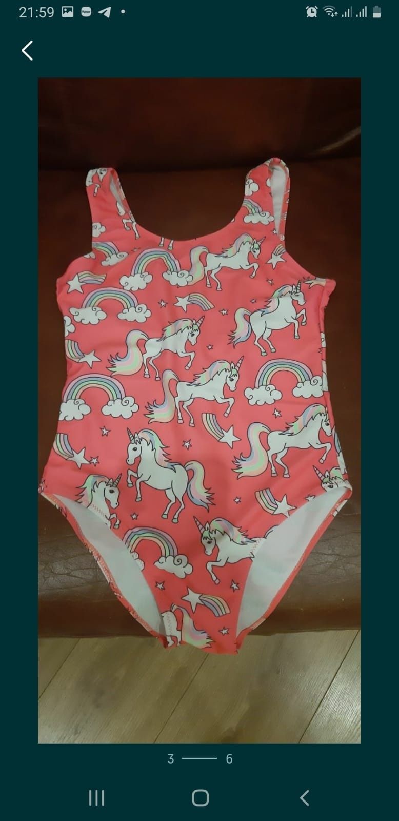 Продам купальник на девочку 7-9 лет.