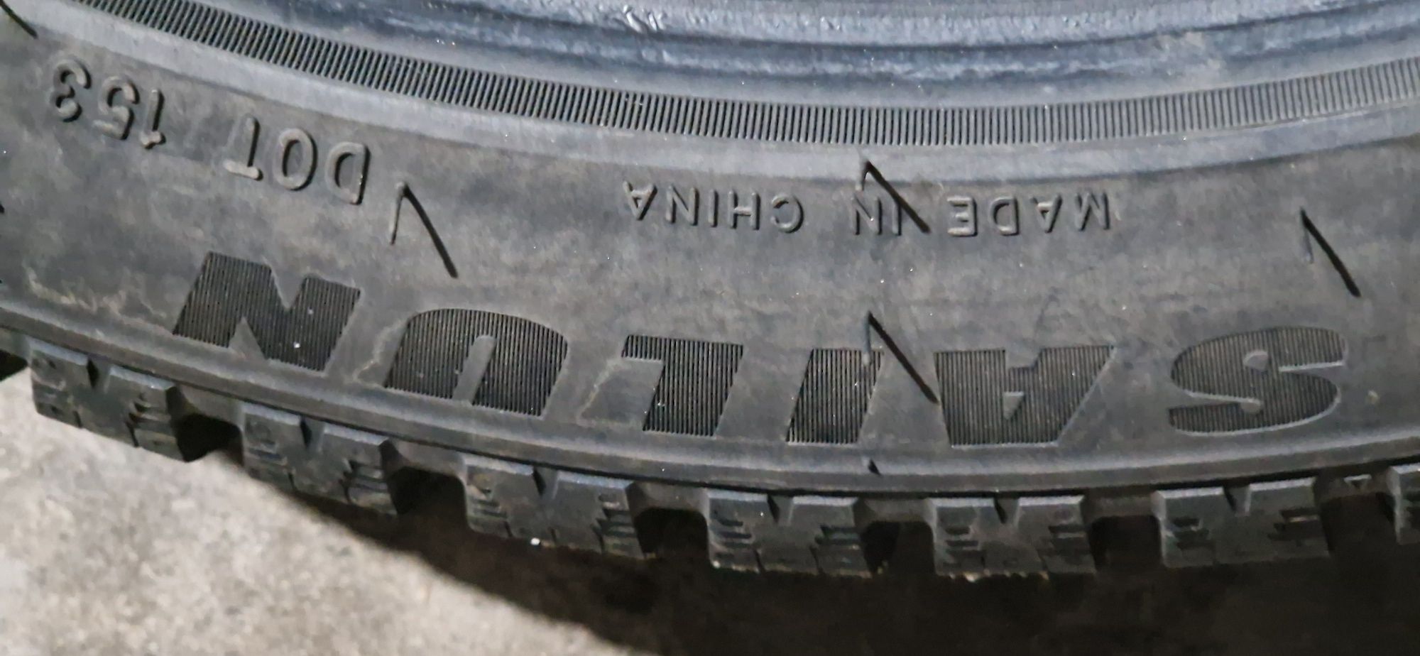 Продам зимние шины