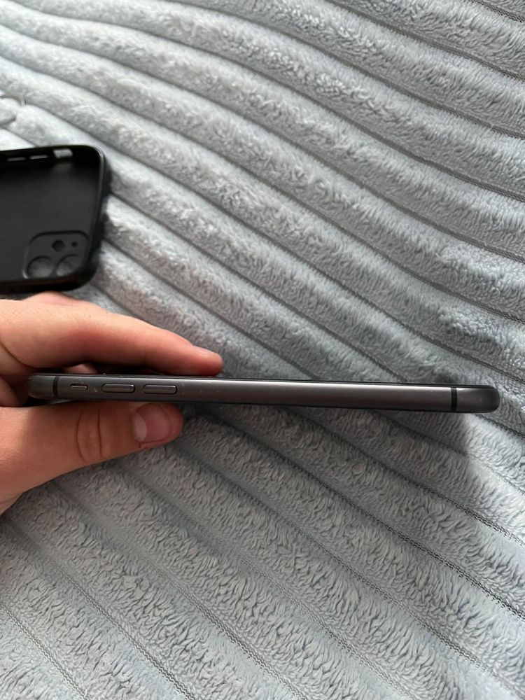 iPhone 11 очень хороший