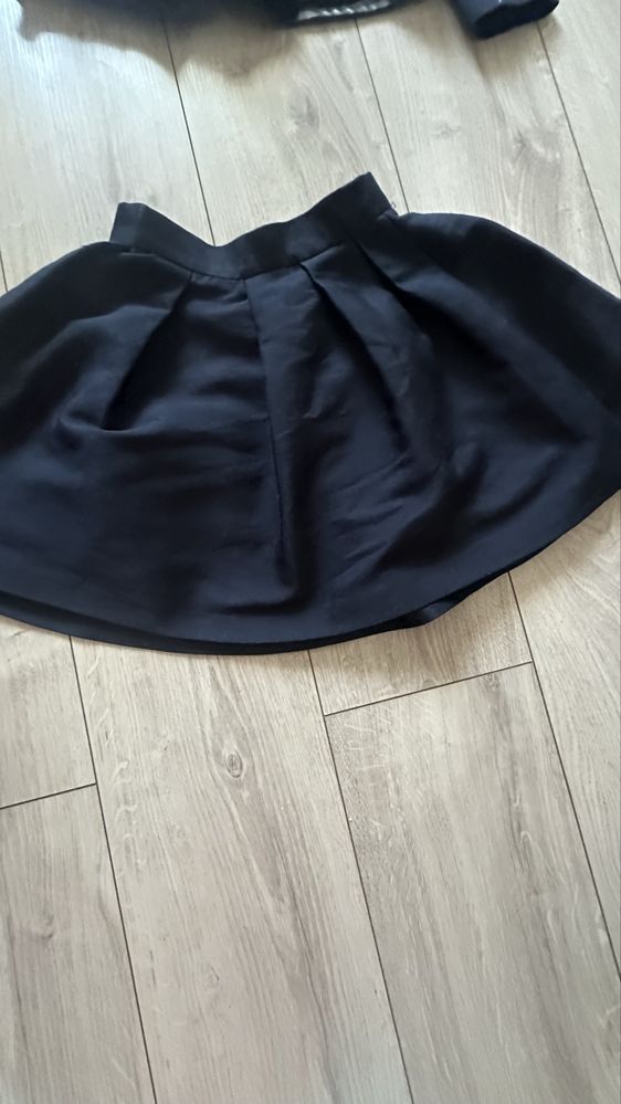 Школьная форма:юбки темносиние Gulliver,Zara,H&M,Reserved.