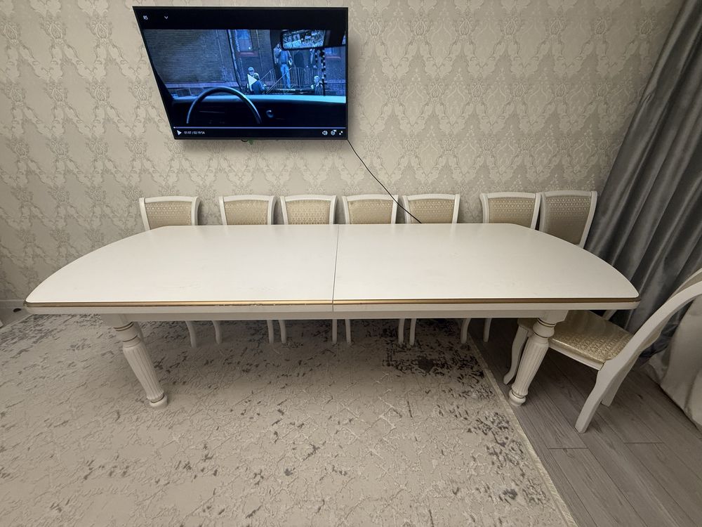 Продам стол с длиной 3 метра, удлиняется др 4 метра. Ширина 1 м.
