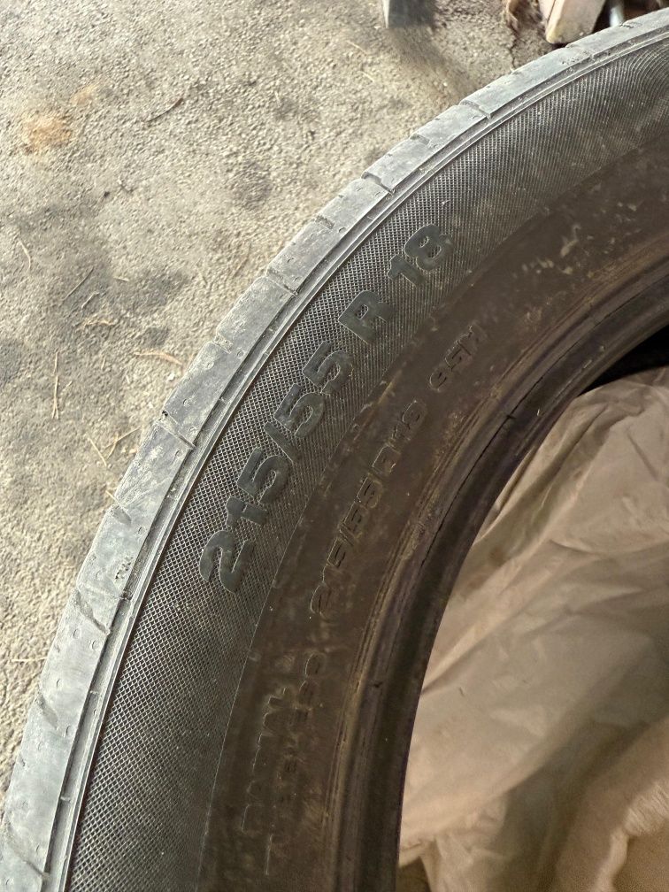 Продам б/у резину R18 215/55 летняя