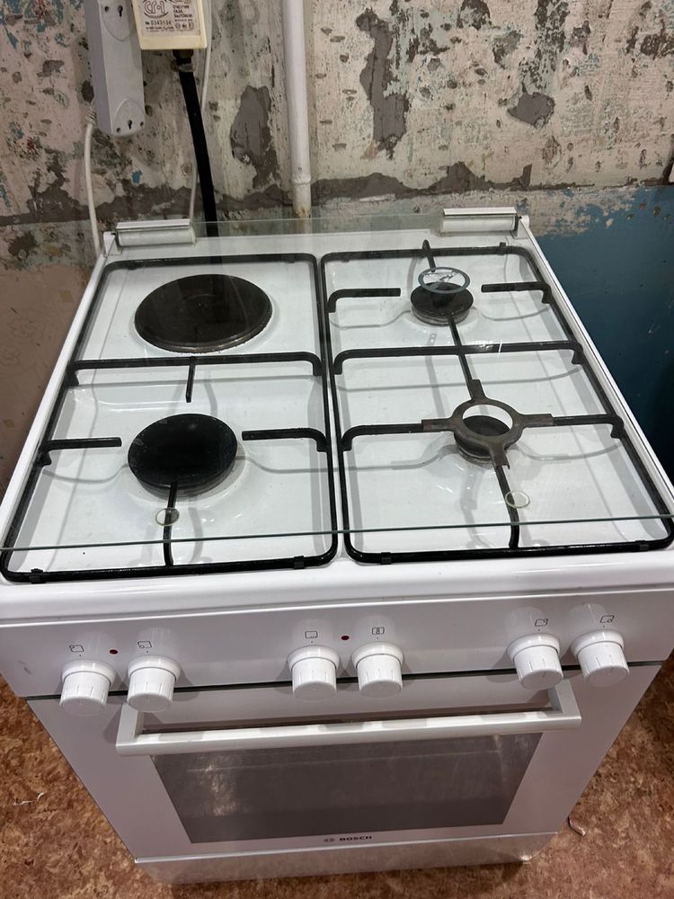 Продам газовую плиту в отличном состоянии