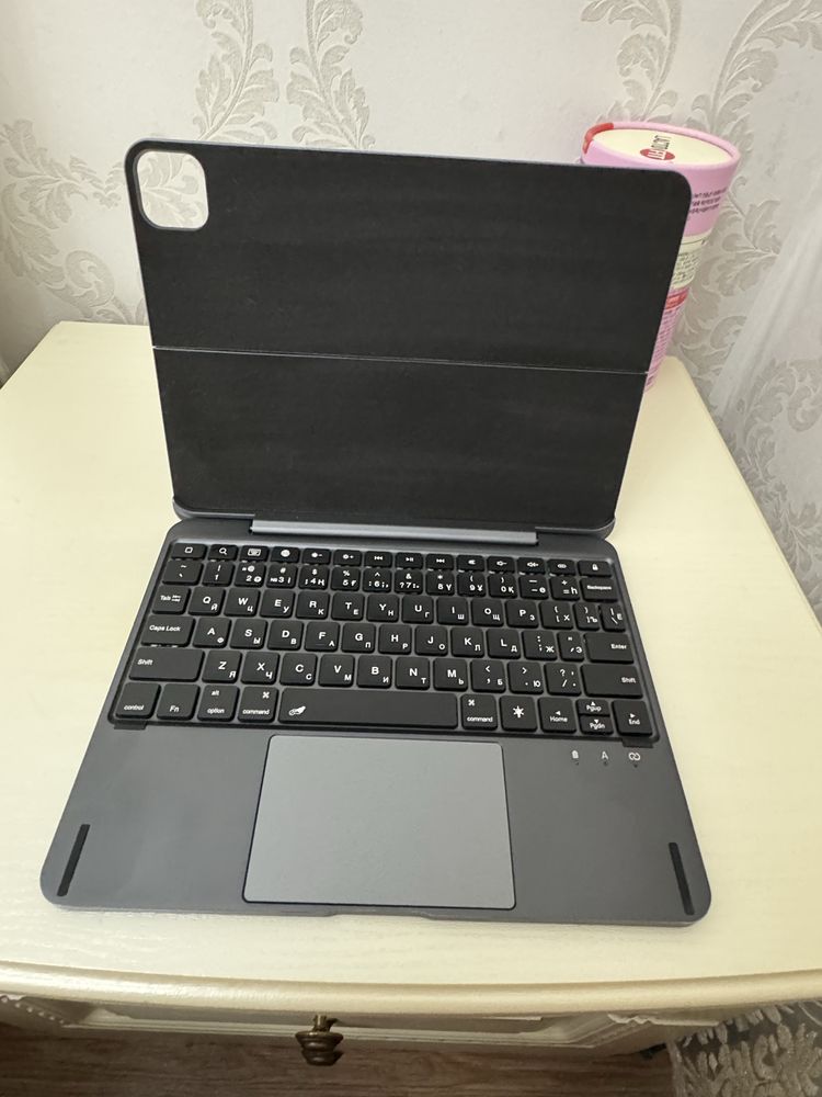 Клавиатура m Magic Keyboard