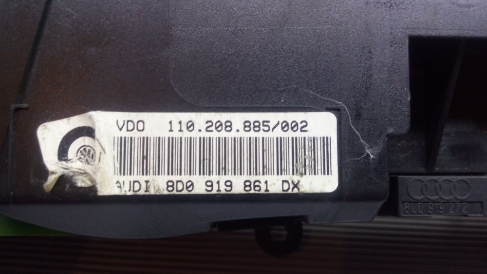 Продам Щиток приборов Audi A4