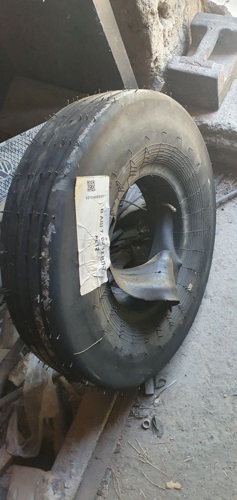 Шины на погрузчик вилочный Кара автокара