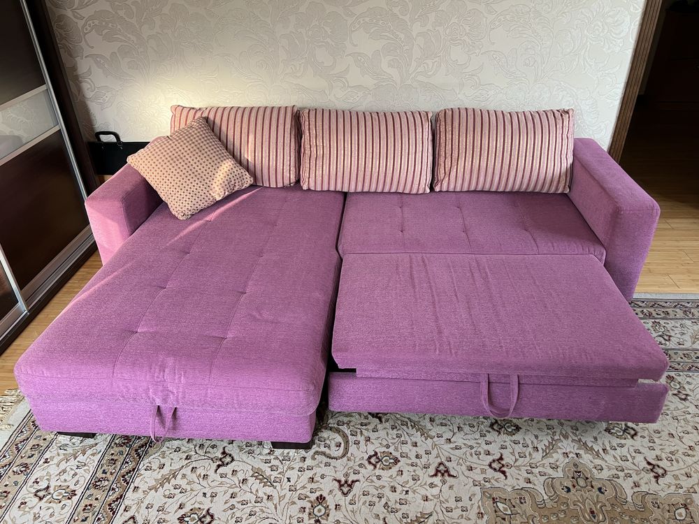 Продам качественный угловой диван