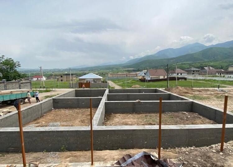 Заливаем фундамент бетон Алматы заливка фундамента опалубка