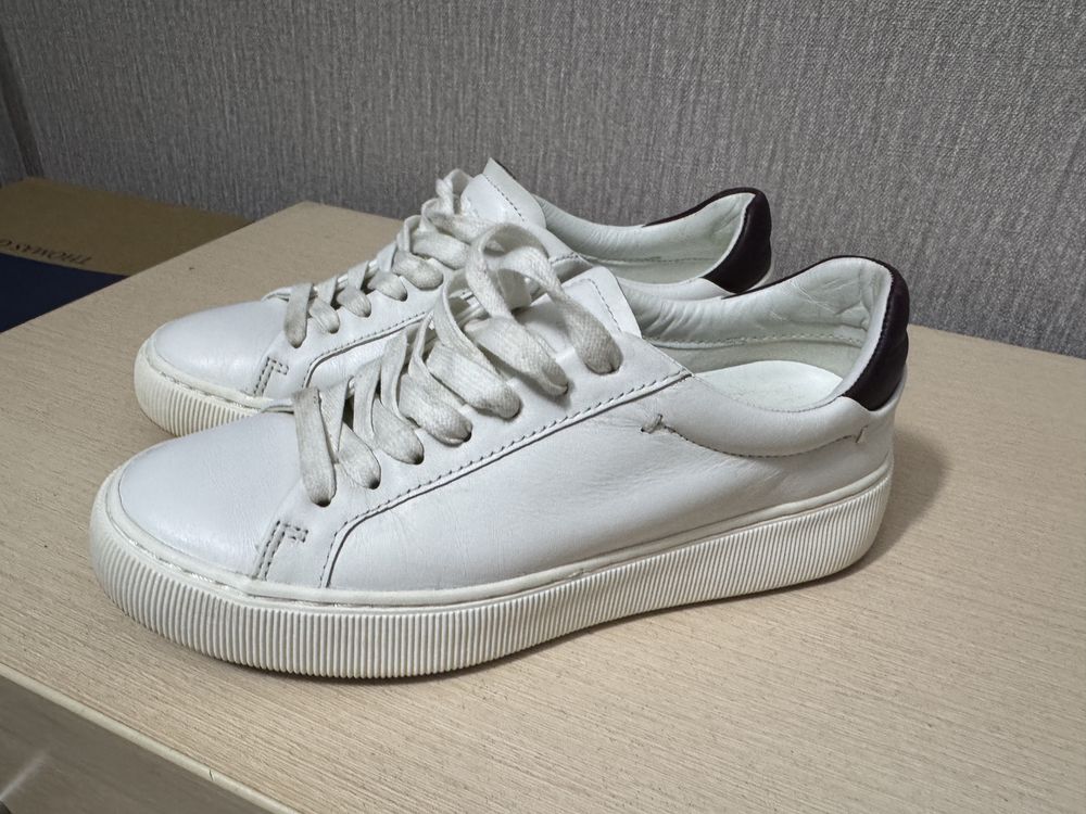Кроссовки 35 размер Massimo Dutti