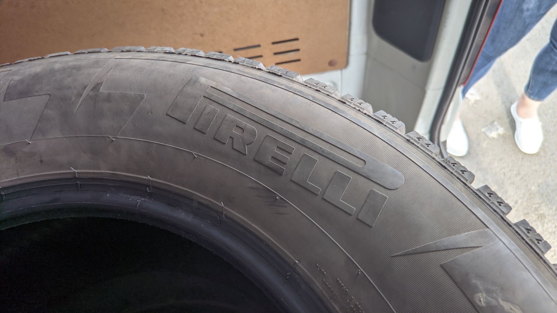 Шины Pirelli 285/60/18