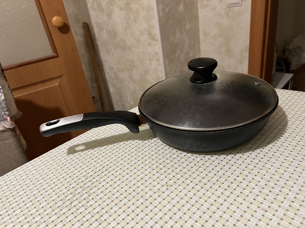 Продам сковородку