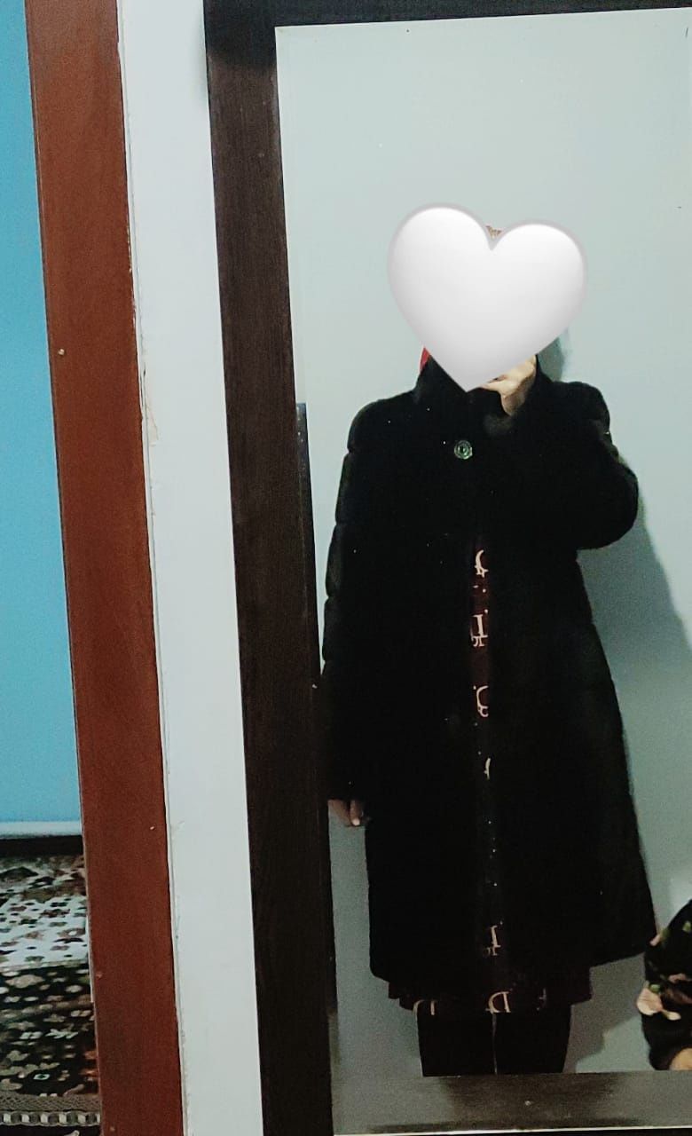 Қыстық киімдер сатылымда : пальто , куртка және шуба