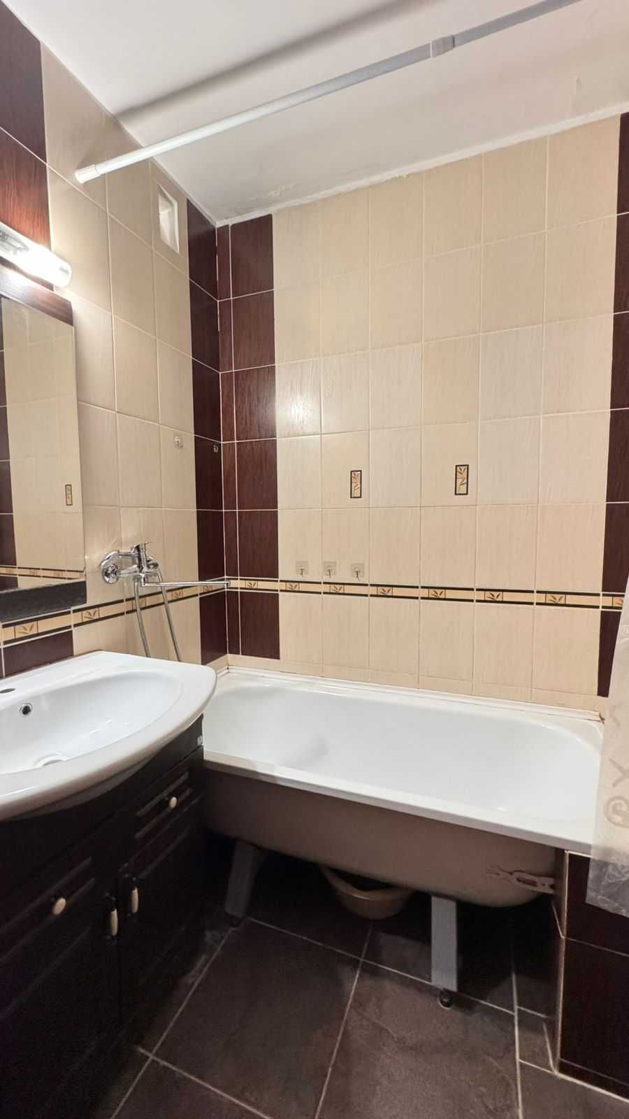 Продам 3-х комн. квартиру в Уральске