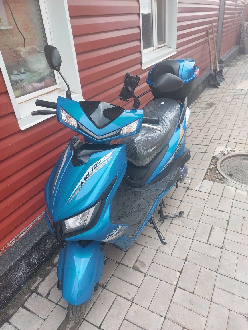Срочно Продам новый скутер