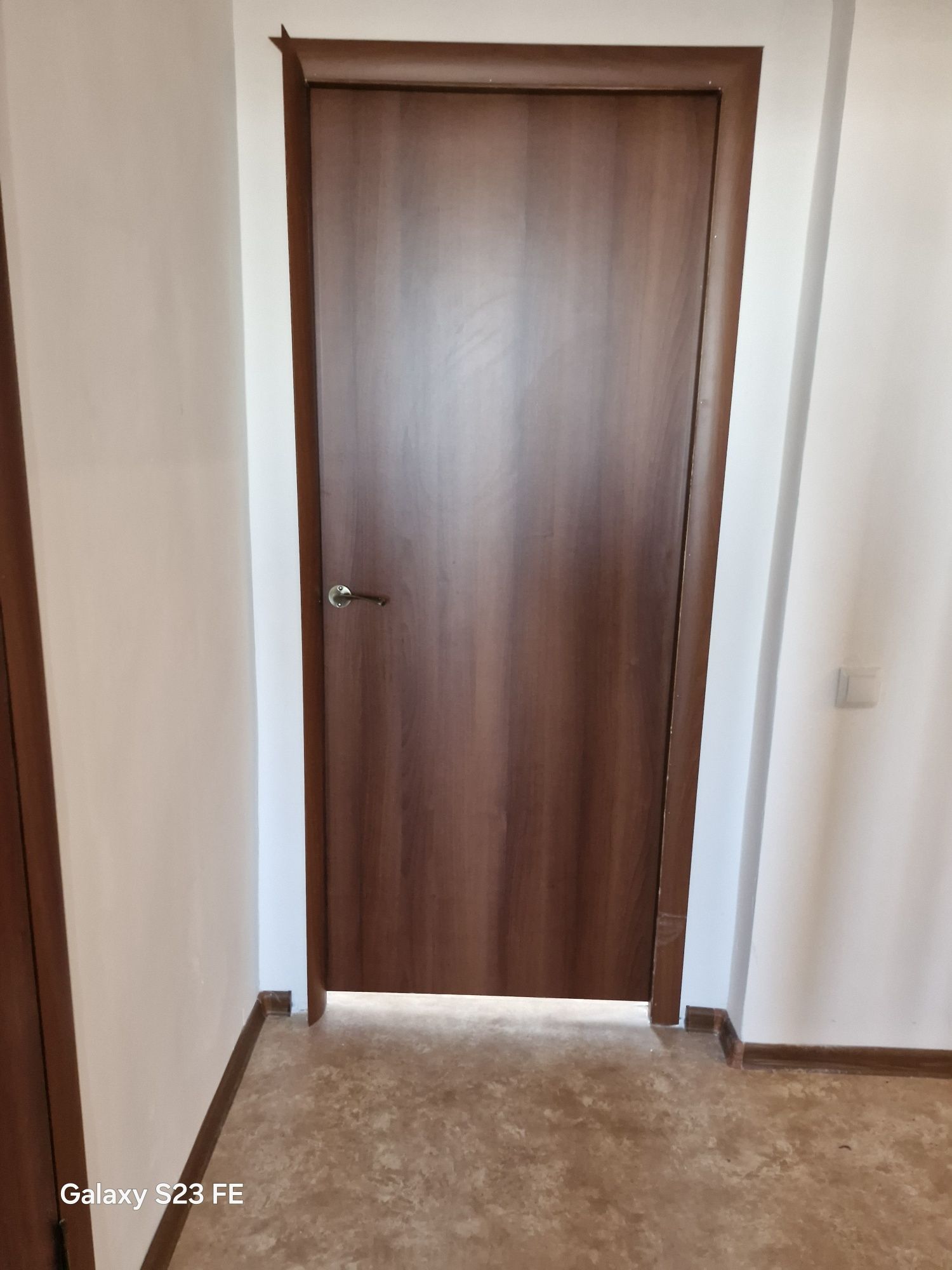Двери межкомнатные с новой квартиры