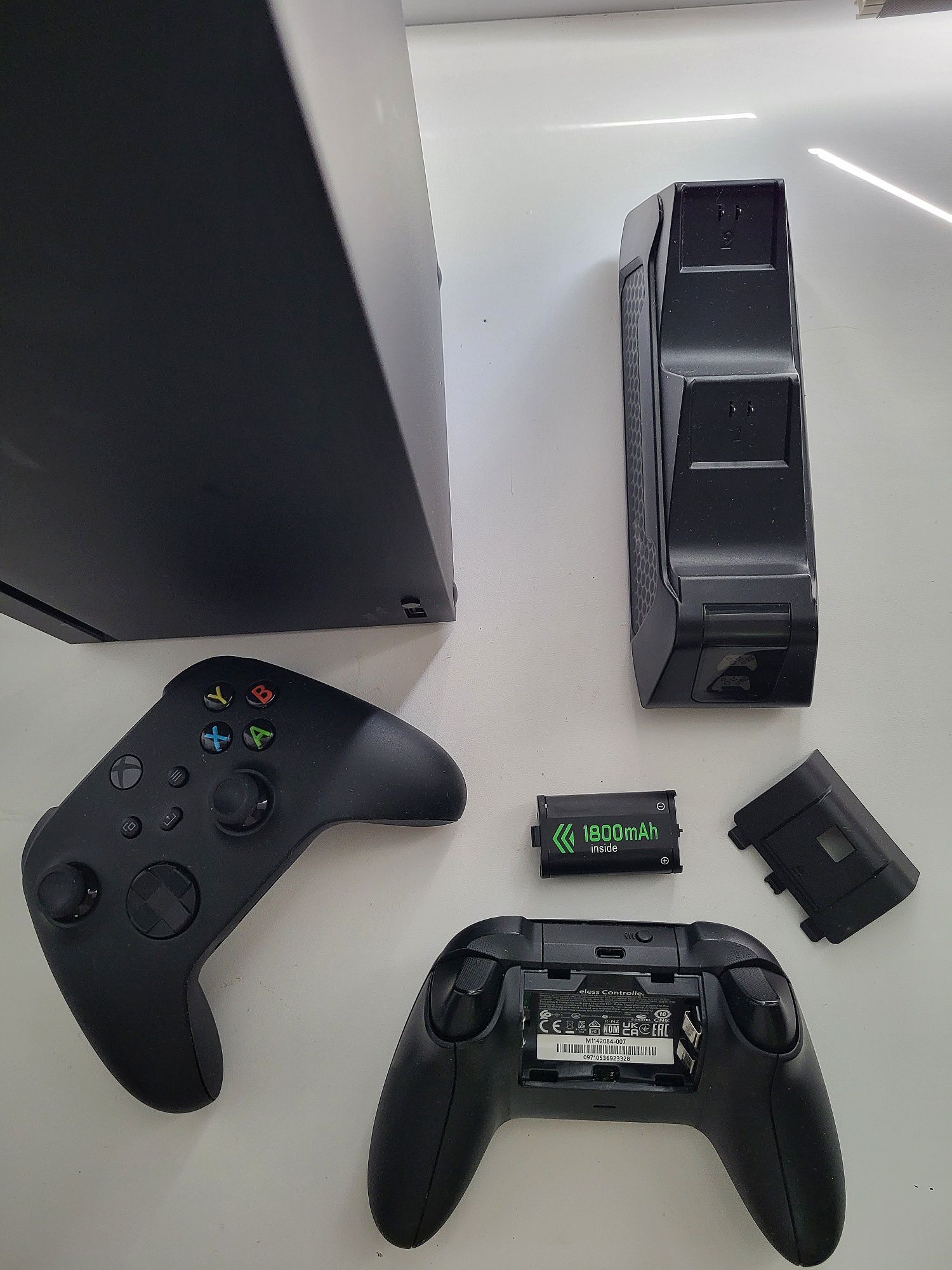 Продам Xbox series x