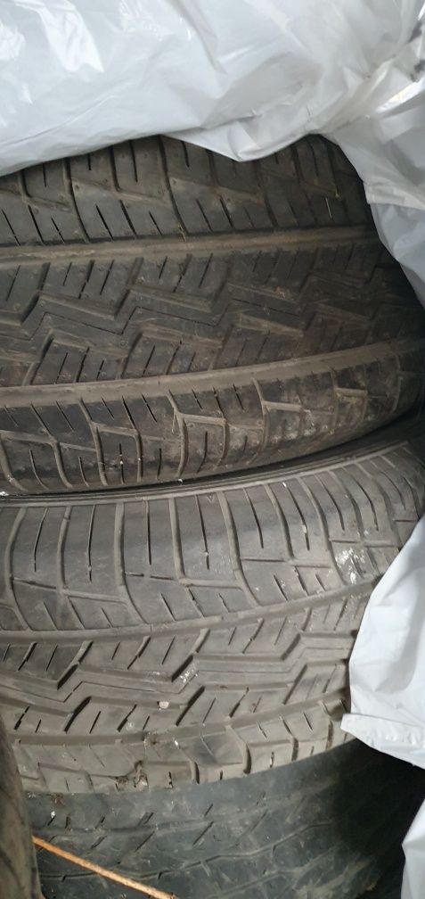 Продам шины бу 5 колёс на джип