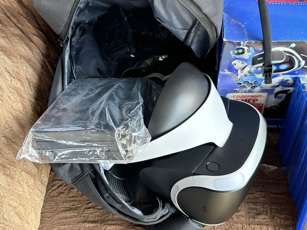 В наличии почти новые Playstation VR для playstation 4 очки Вр на пс 4
