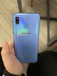 Продам телефон Samsung A40