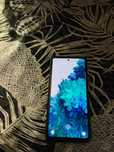 Samsung galaxy S20Fe.