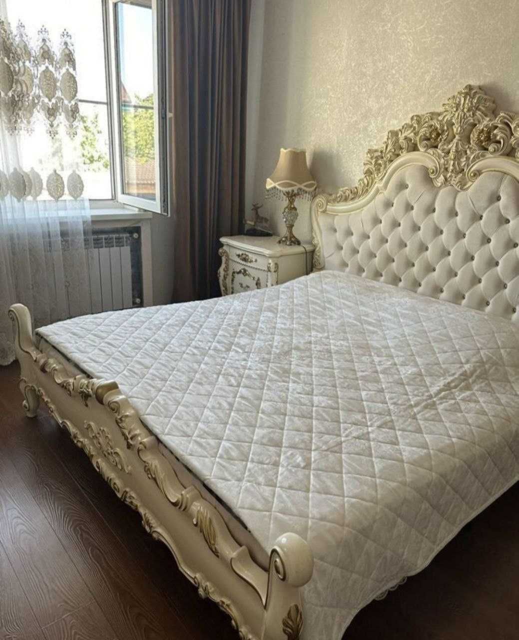 Продам спальный гарнитур. F