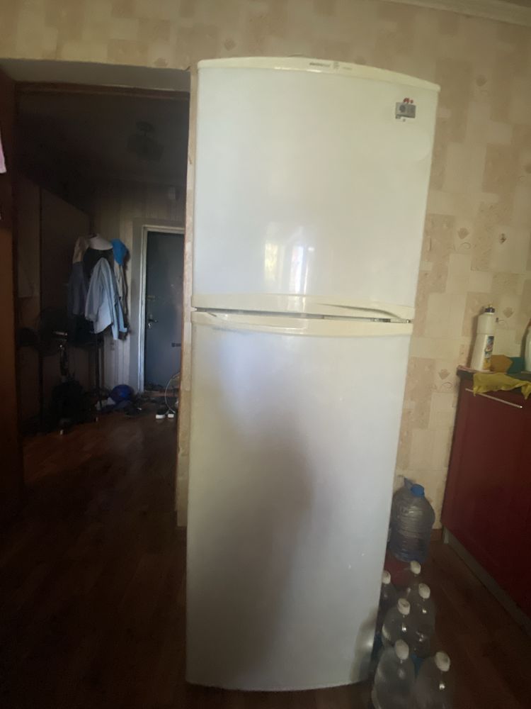Холодильник не рабочий