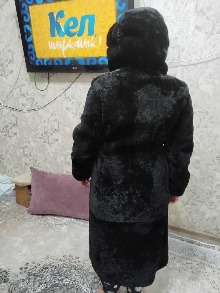 Продам шубу мутон