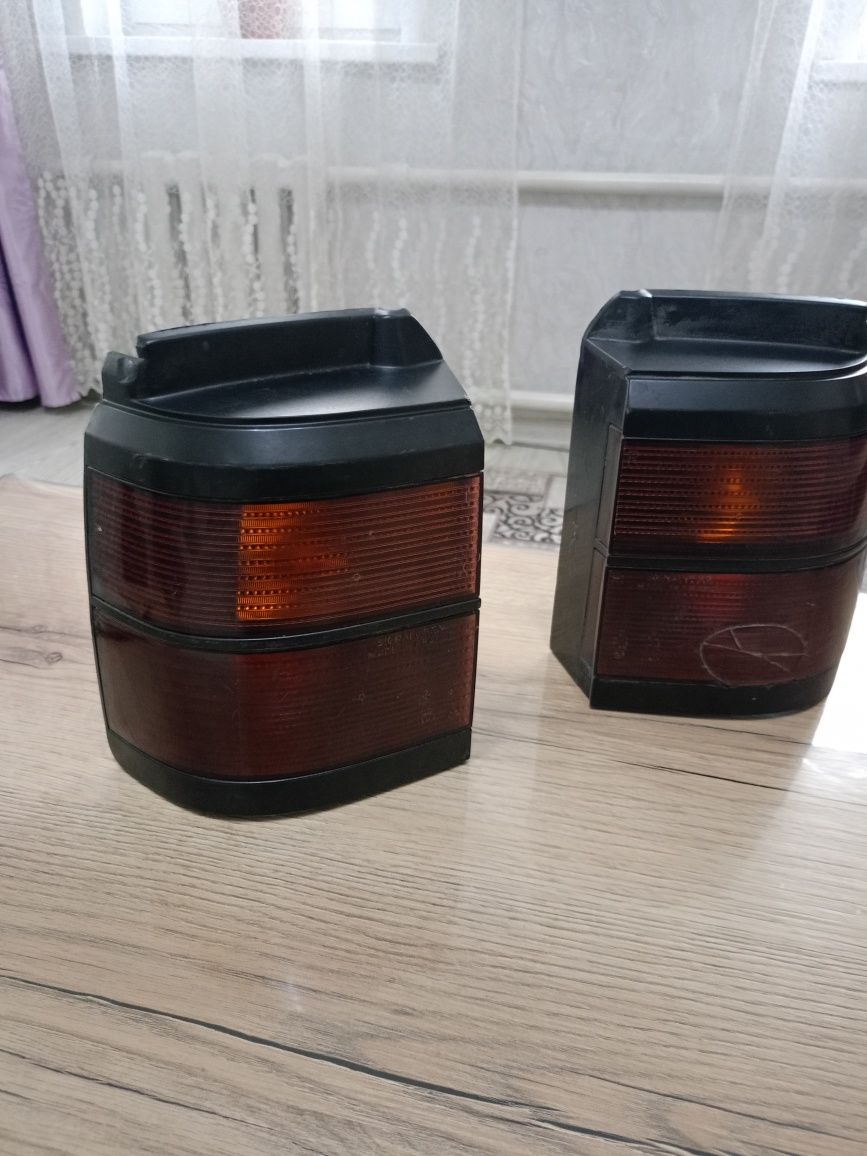 Продам задний фонарь пассат б 3