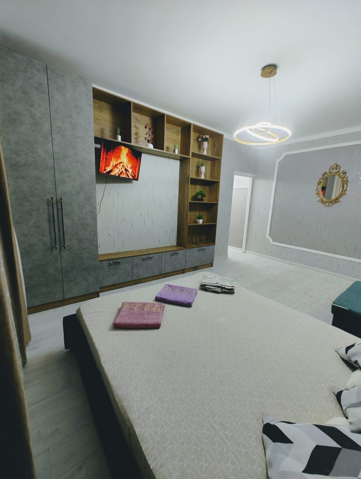 Квартира по суточна 1- комнатная, Smart TV, Wi-Fi  Кондиционер Аристон
